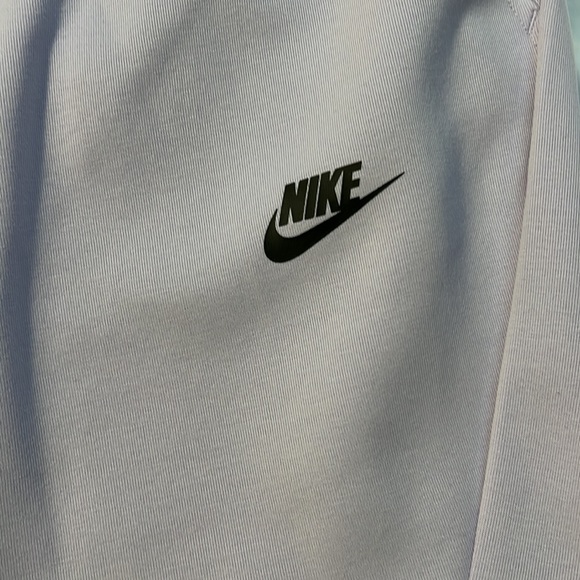 Lavender Nike Tech Fleece Tracksuit - Picture 8 of 11